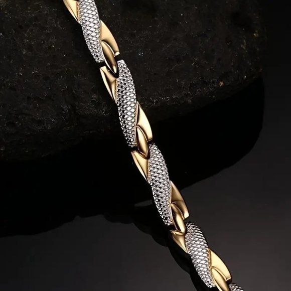 Stylish X Design Stainless Steel Magnetic Bracelet Two Tone Snake Print - Picture 4 of 7